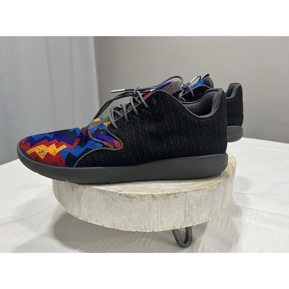 Nike Air Jordan Mens Eclipse Red Blue Zig Zag Basketball Size 11 724010-035 - Picture 3 of 6